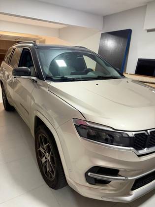JEEP COMMANDER 1.3 T270 TURBO FLEX OVERLAND AT6